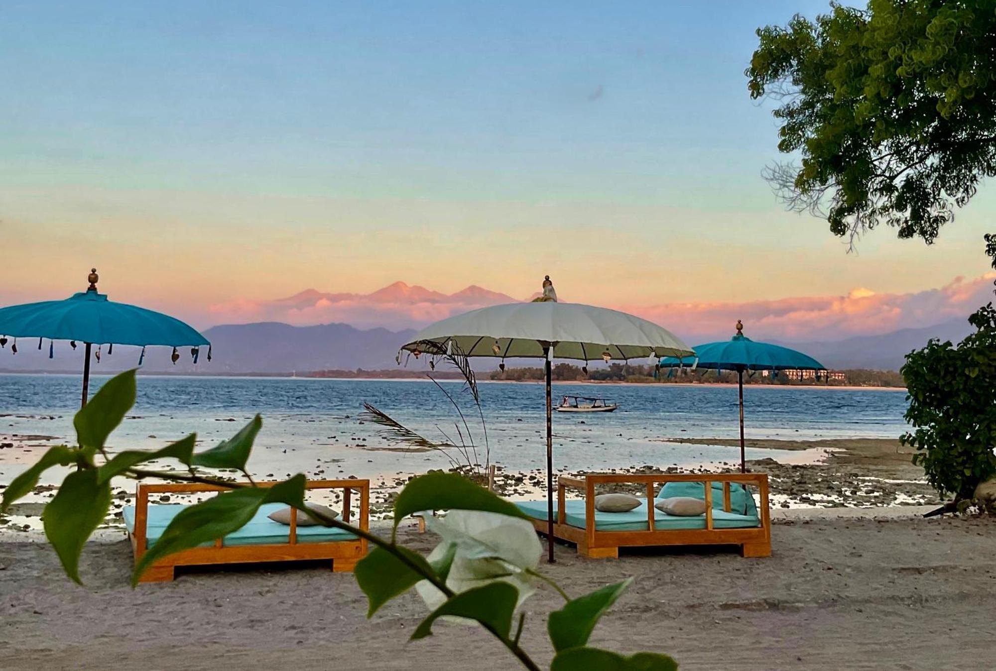 Mandala Beach Healing Rooms Гили-Эйр Экстерьер фото