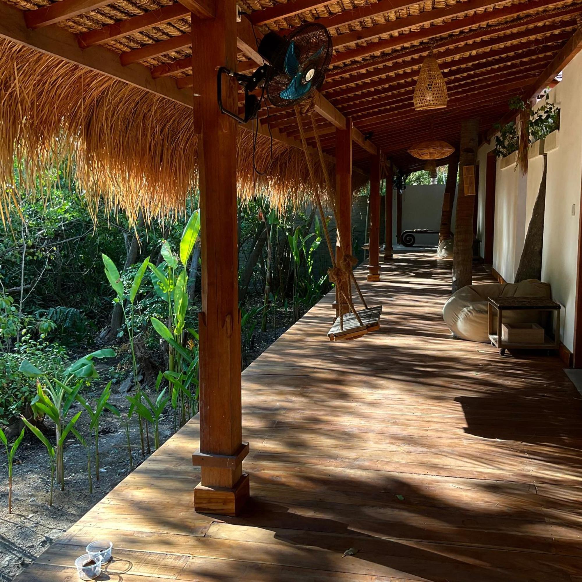 Mandala Beach Healing Rooms Гили-Эйр Экстерьер фото