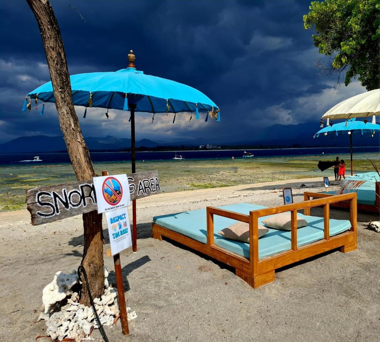 Mandala Beach Healing Rooms Гили-Эйр Экстерьер фото