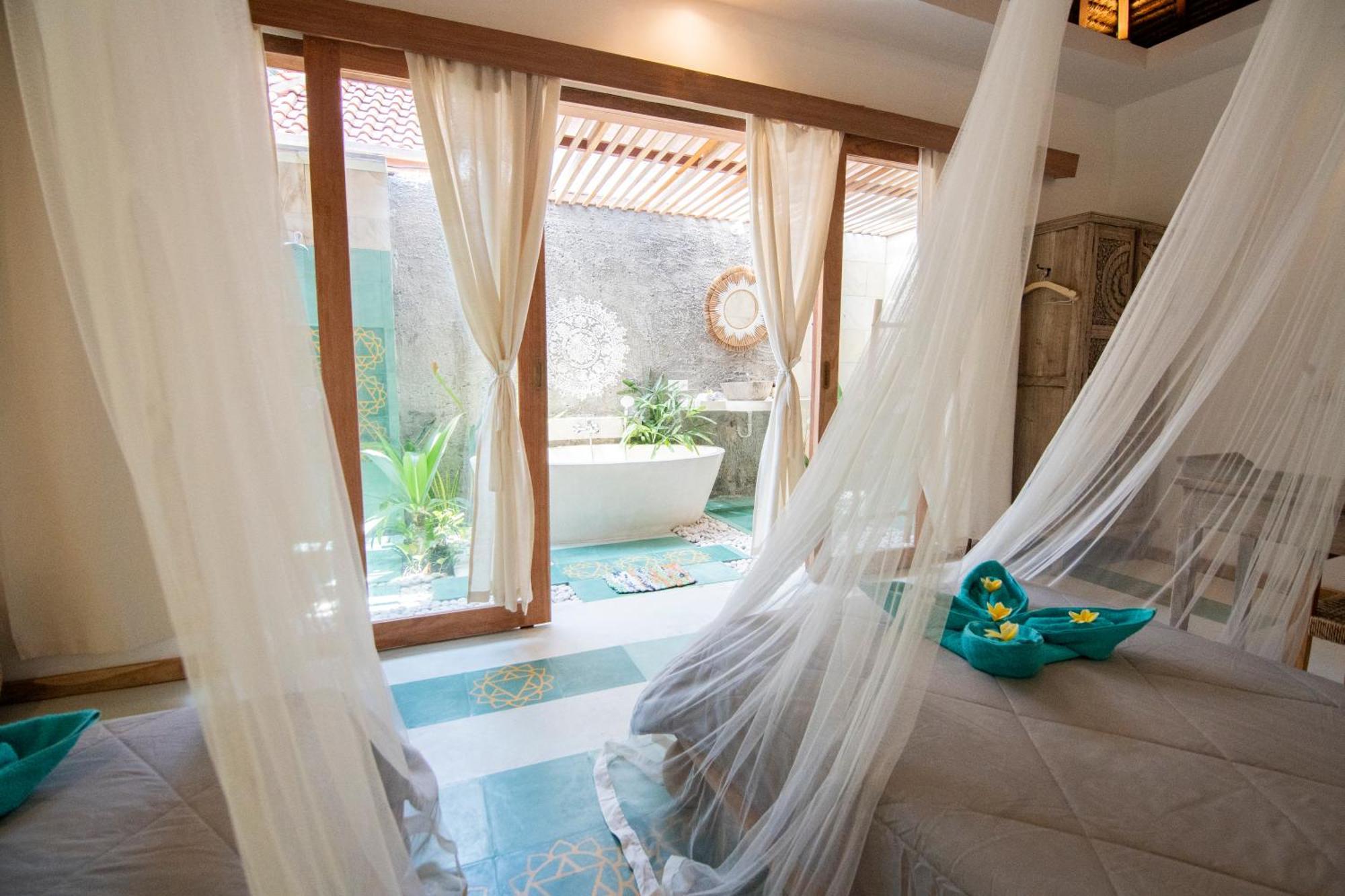 Mandala Beach Healing Rooms Гили-Эйр Экстерьер фото