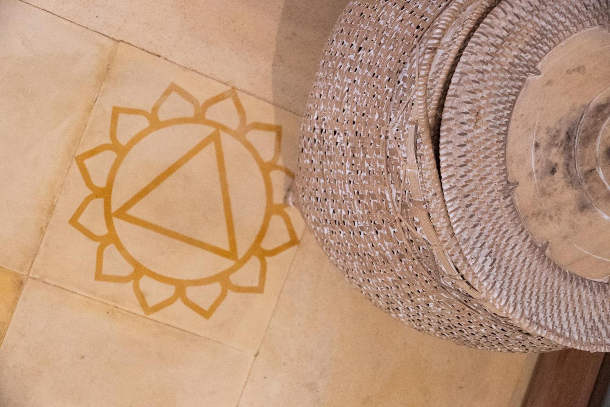 Mandala Beach Healing Rooms Гили-Эйр Экстерьер фото